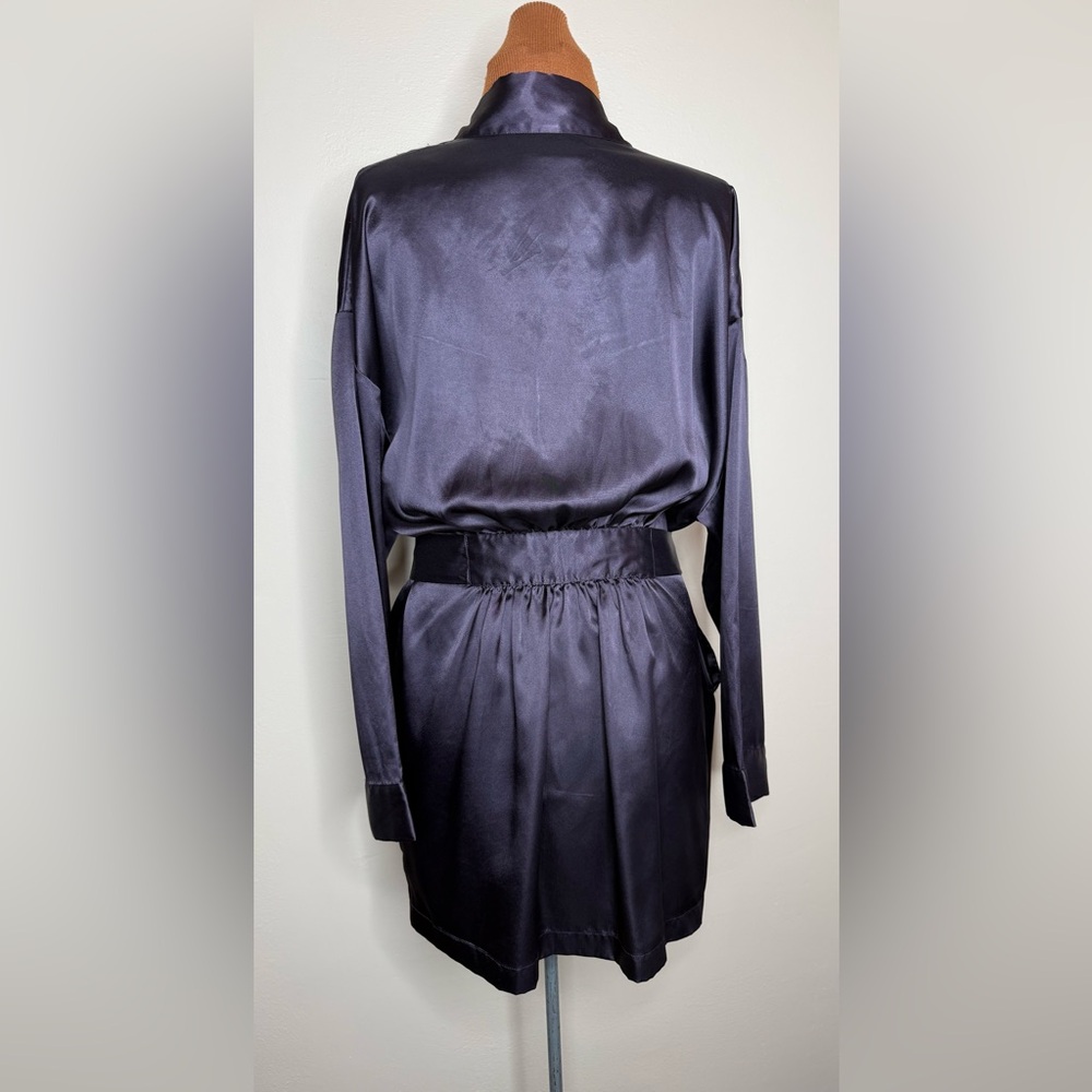 Victoria's Secret Navy Blue Satin Robe One Size Tie Attached Belt Long Sleeve - Picture 4 of 8